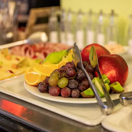 Sport Art Centrum 3*