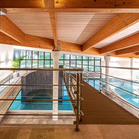 Sport Art Centrum מלון